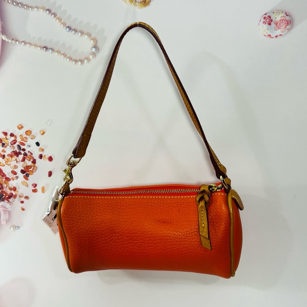 🦆 DOONEY & BOURKE DILLEN MINI BARREL TANGERINE ORANGE PEBBLE LEATHER BAG - Picture 2 of 11